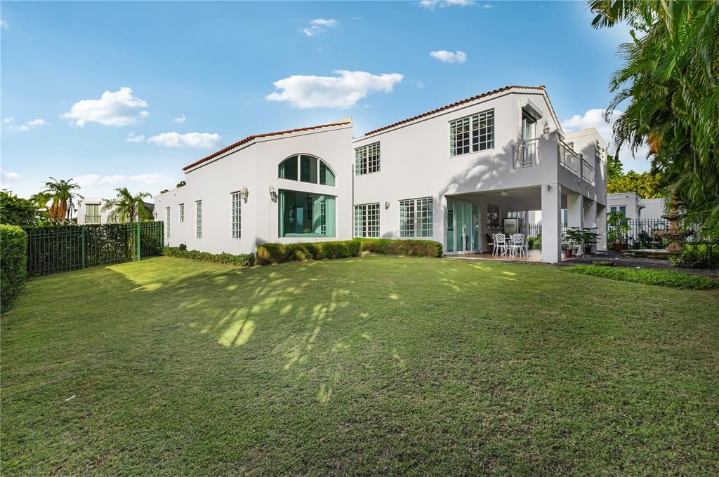 En Venta: $1,595,000 (6 camas, 5 baños, 4160 Pies cuadrados)