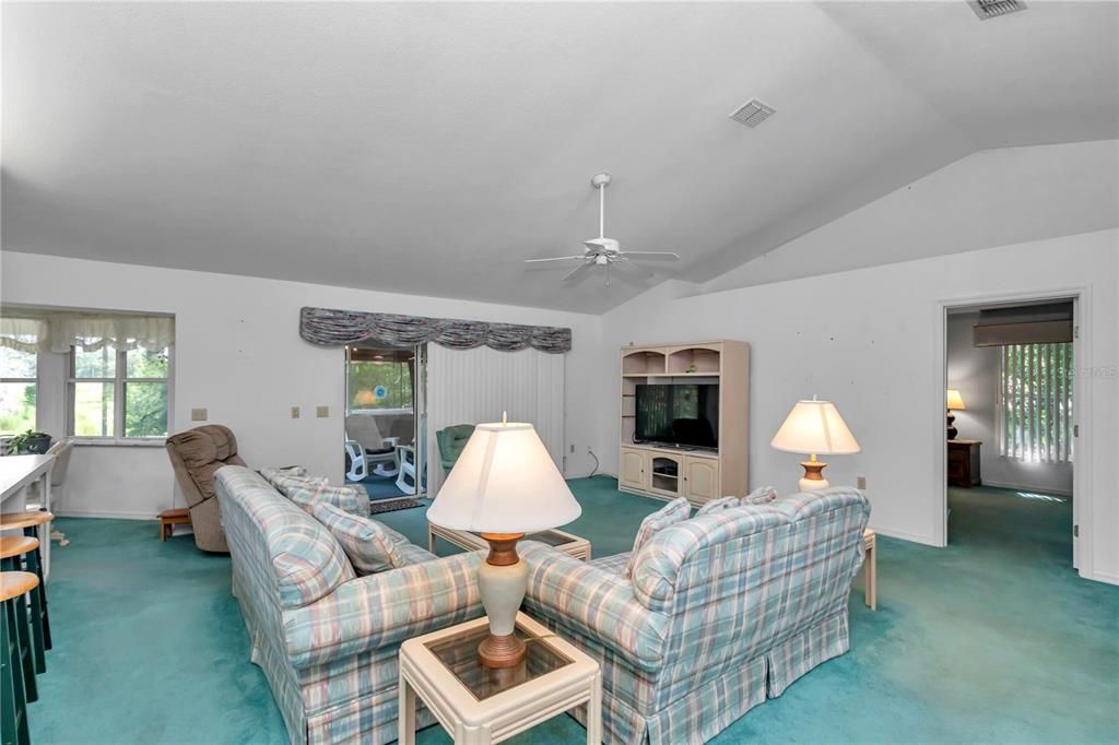 待售: $299,000 (3 贝兹, 2 浴室, 1772 平方英尺)