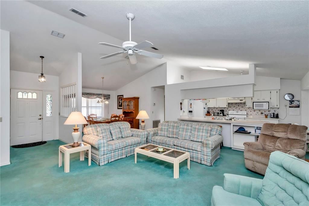 待售: $299,000 (3 贝兹, 2 浴室, 1772 平方英尺)