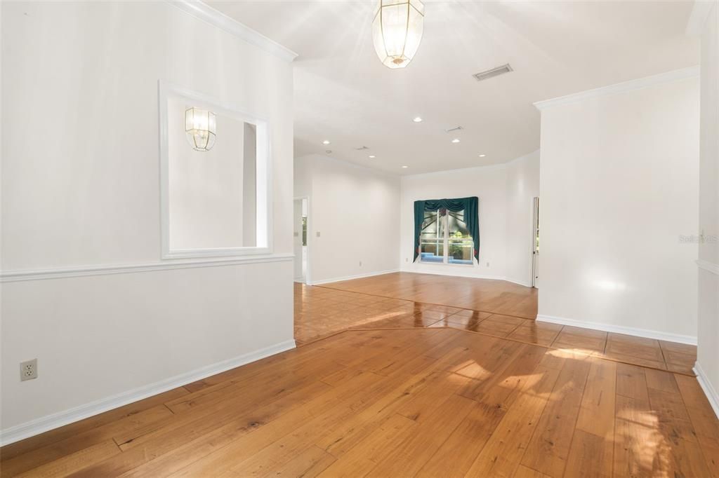 На продажу: $699,900 (5 спален, 3 ванн, 2992 Квадратных фут)