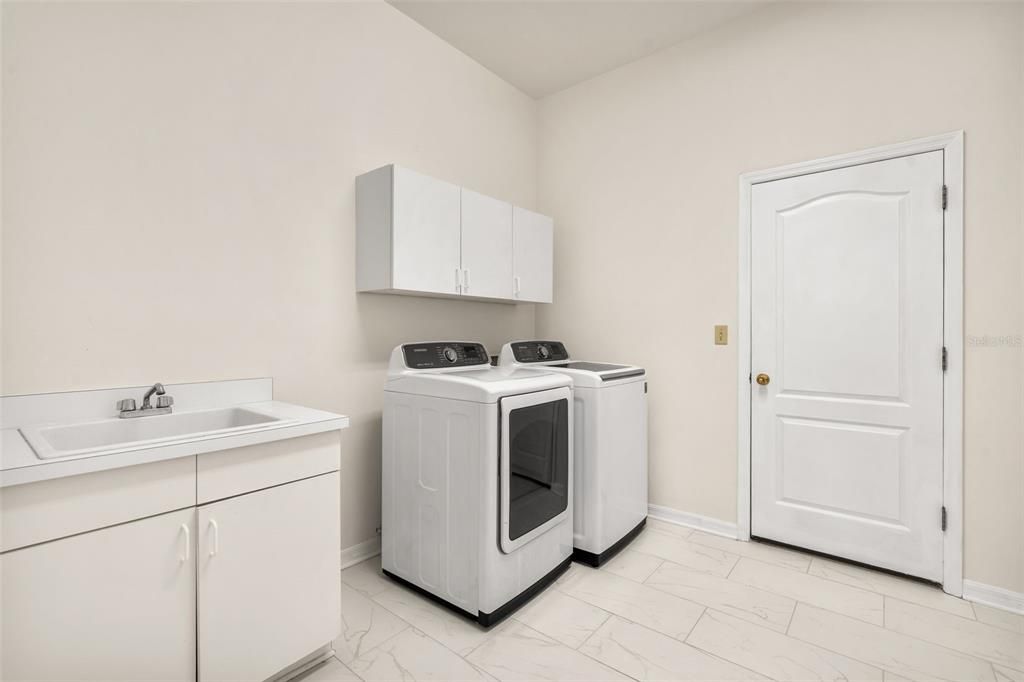 На продажу: $699,900 (5 спален, 3 ванн, 2992 Квадратных фут)