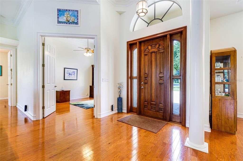 For Sale: $780,000 (3 beds, 3 baths, 2825 Square Feet)