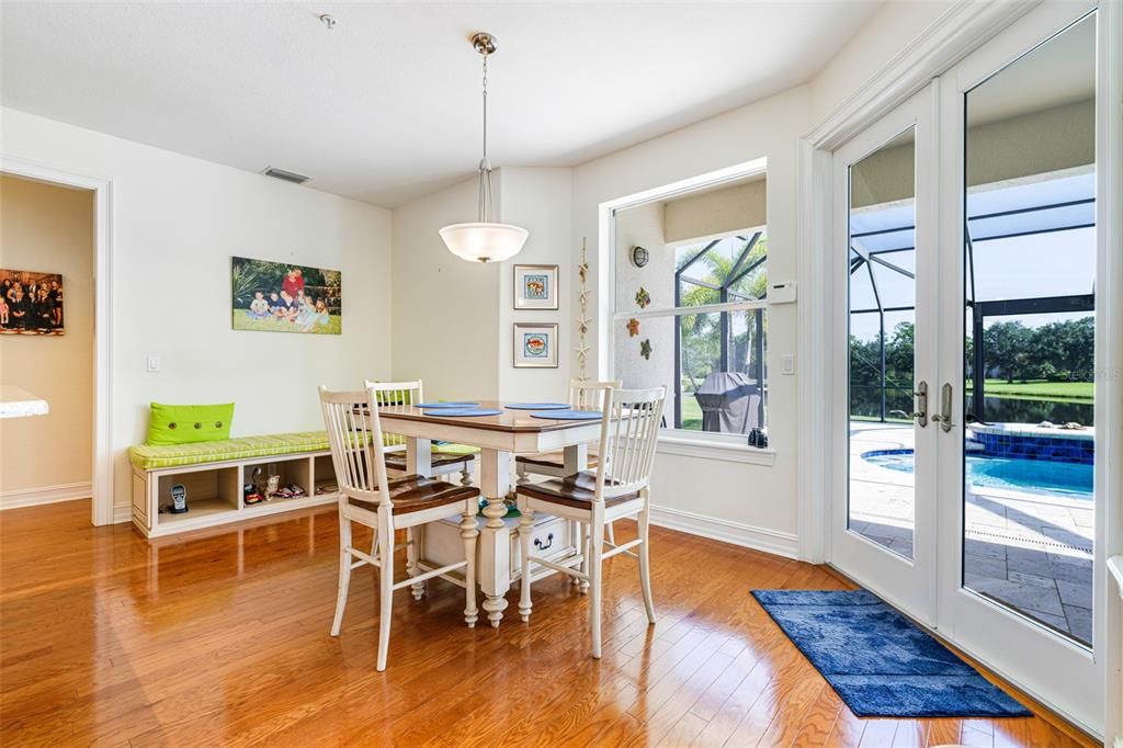 For Sale: $780,000 (3 beds, 3 baths, 2825 Square Feet)