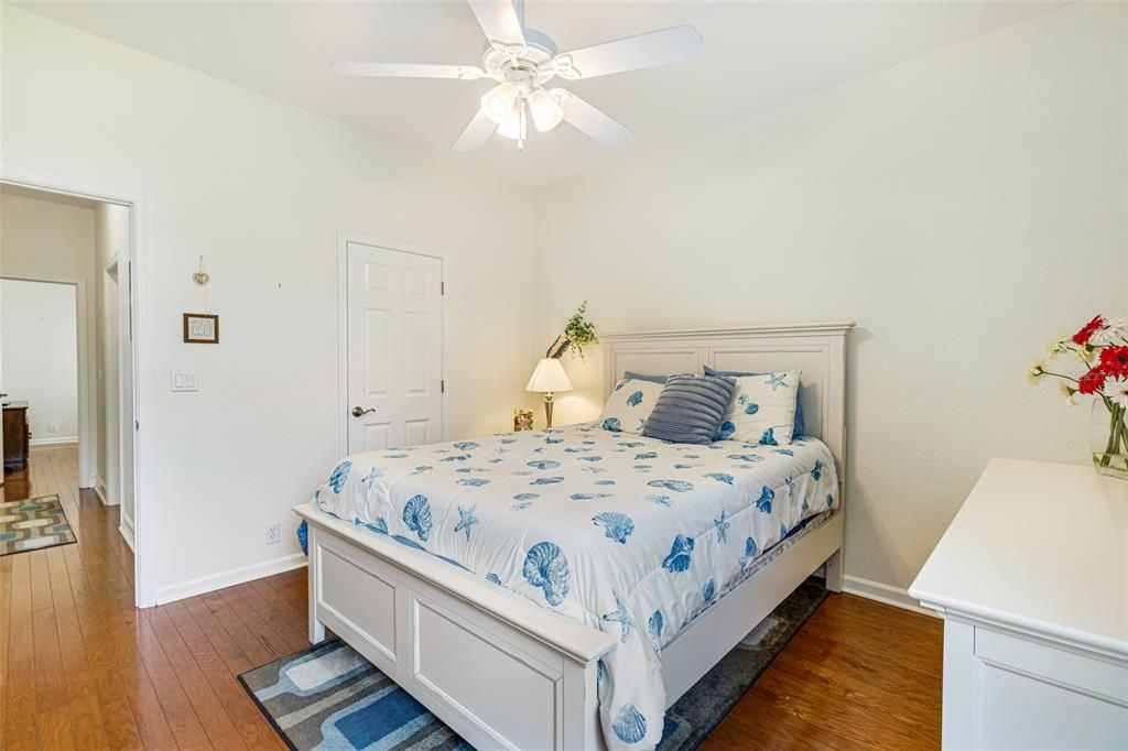 For Sale: $780,000 (3 beds, 3 baths, 2825 Square Feet)