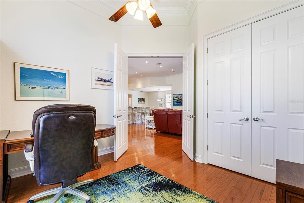 For Sale: $780,000 (3 beds, 3 baths, 2825 Square Feet)