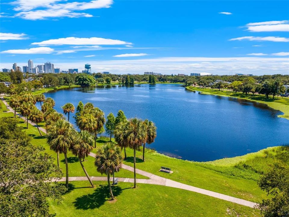 Activo con contrato: $3,400 (3 camas, 2 baños, 1672 Pies cuadrados)