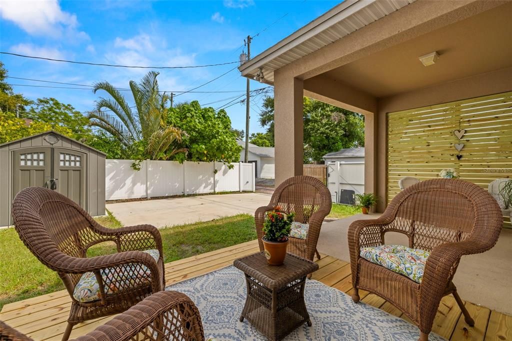 Activo con contrato: $3,400 (3 camas, 2 baños, 1672 Pies cuadrados)