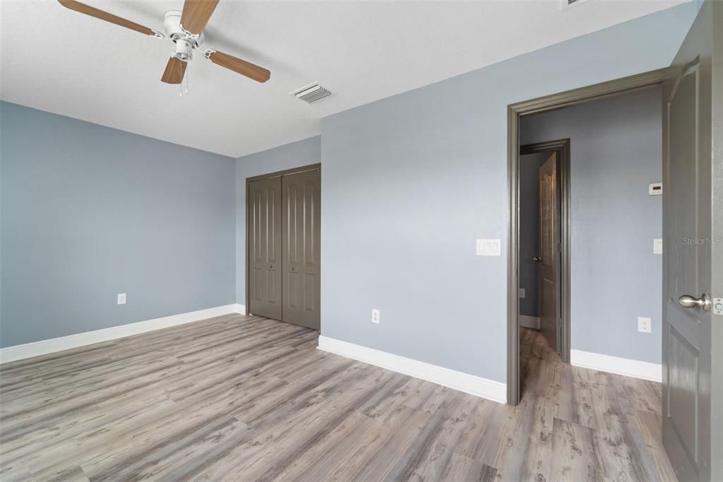 В аренду: $4,000 (5 спален, 4 ванн, 3537 Квадратных фут)