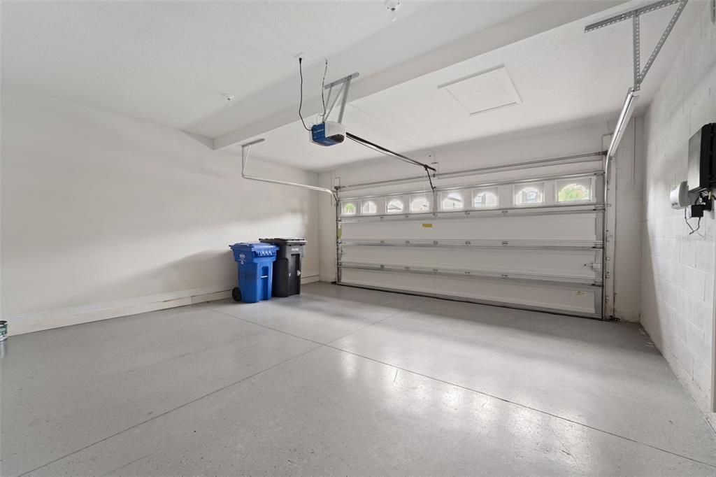 В аренду: $4,000 (5 спален, 4 ванн, 3537 Квадратных фут)