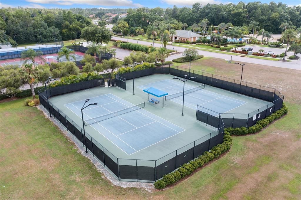 В аренду: $4,000 (5 спален, 4 ванн, 3537 Квадратных фут)