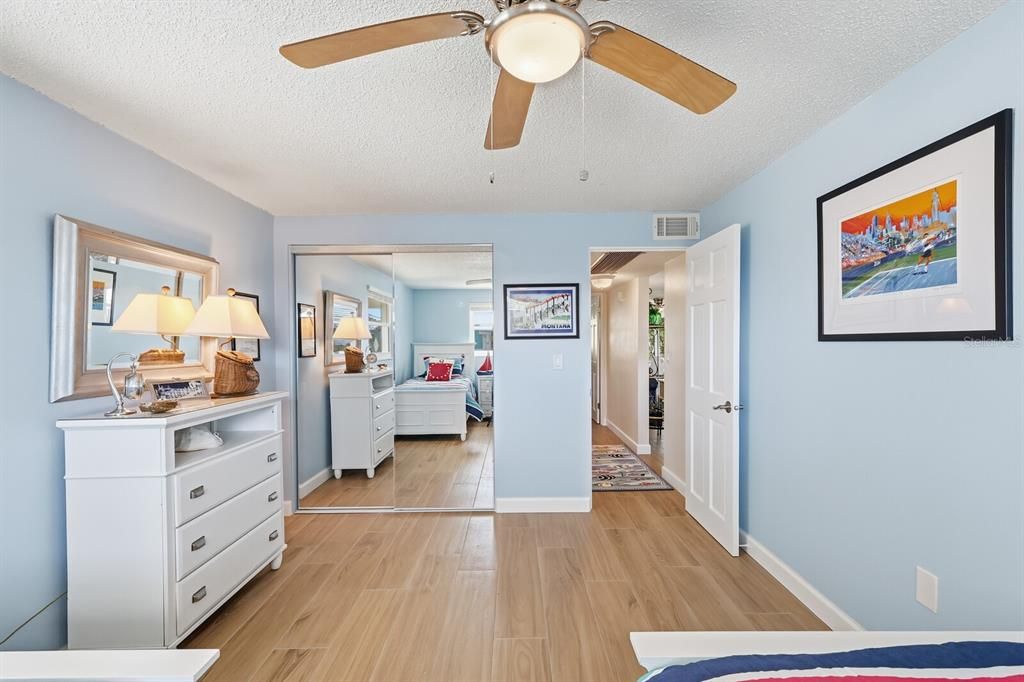 出租: $3,500 (2 贝兹, 2 浴室, 1380 平方英尺)