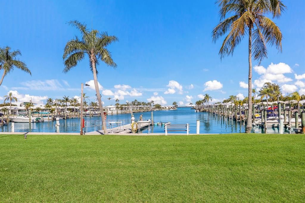 出租: $3,500 (2 贝兹, 2 浴室, 1380 平方英尺)