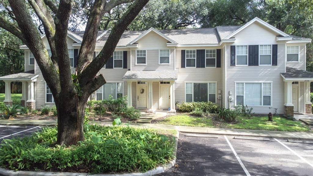 На продажу: $227,000 (2 спален, 1 ванн, 1142 Квадратных фут)