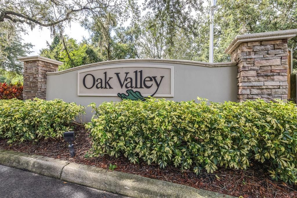 На продажу: $227,000 (2 спален, 1 ванн, 1142 Квадратных фут)