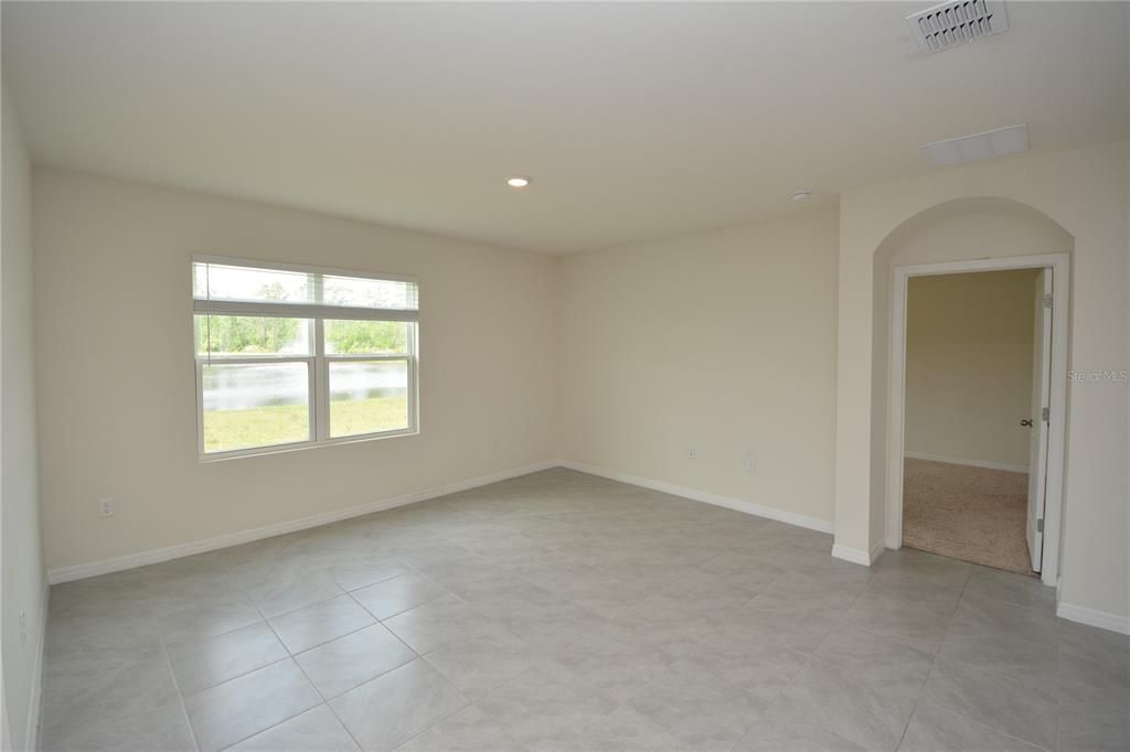 En Renta: $2,350 (4 camas, 2 baños, 1846 Pies cuadrados)