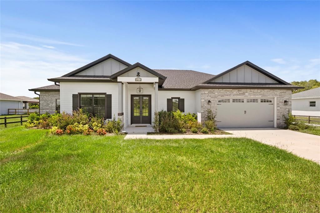 For Sale: $744,999 (4 beds, 2 baths, 2582 Square Feet)