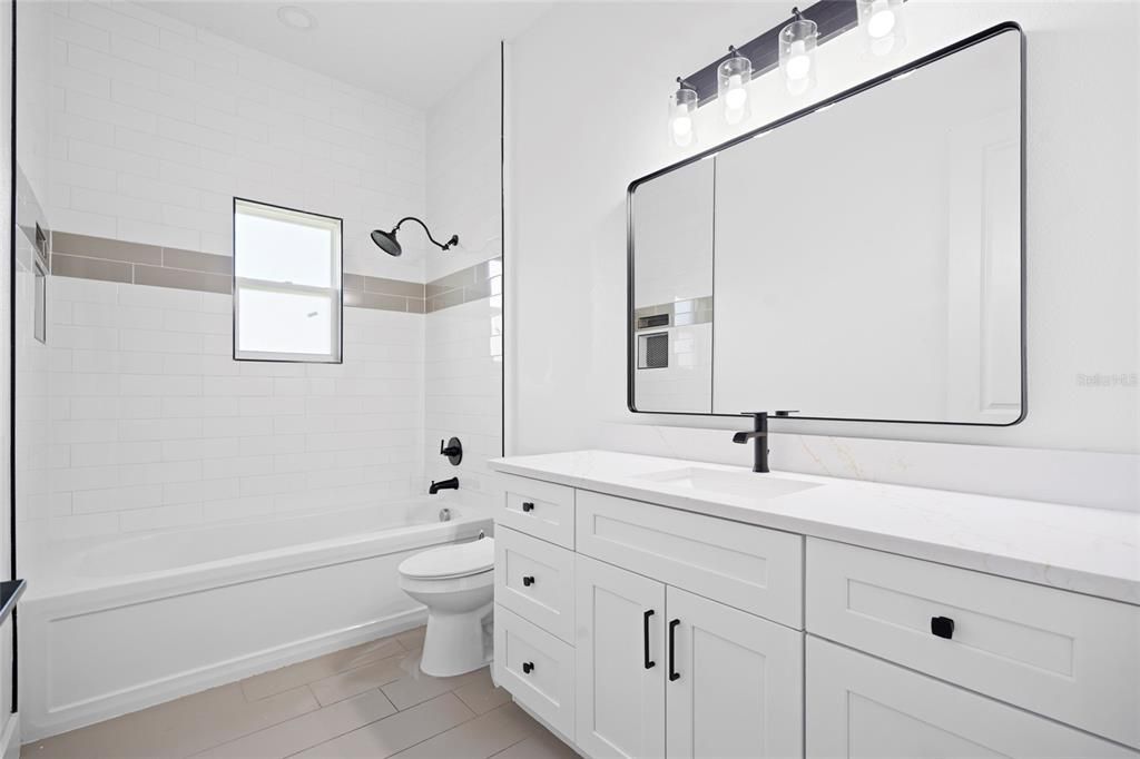 For Sale: $744,999 (4 beds, 2 baths, 2582 Square Feet)