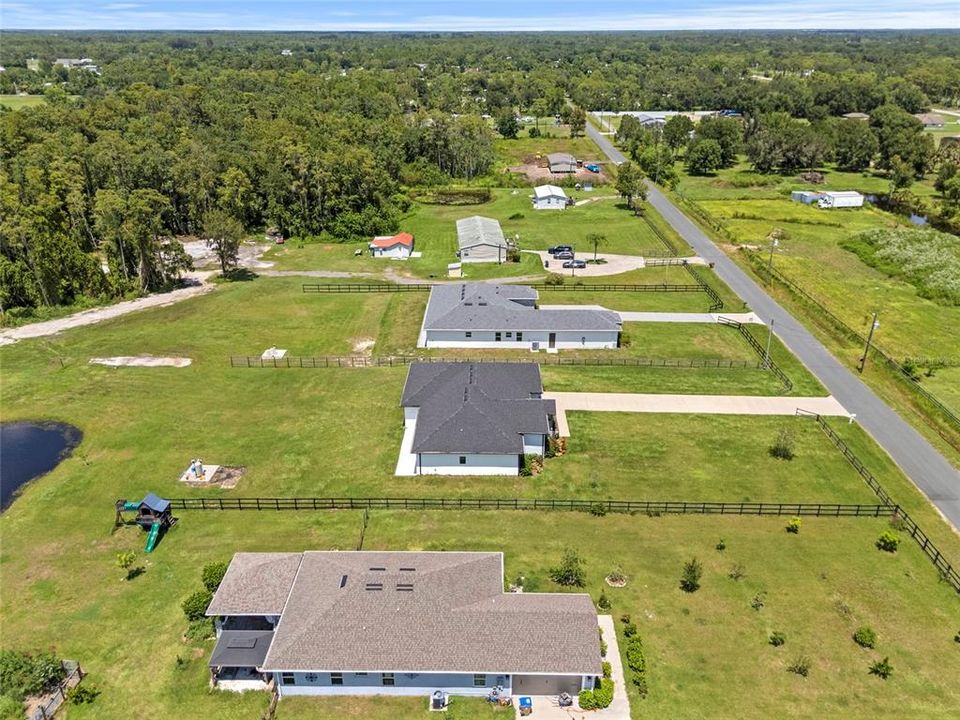 For Sale: $744,999 (4 beds, 2 baths, 2582 Square Feet)