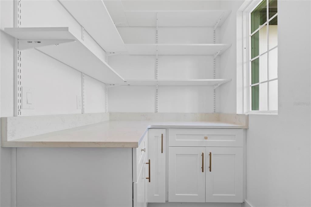 For Sale: $744,999 (4 beds, 2 baths, 2582 Square Feet)