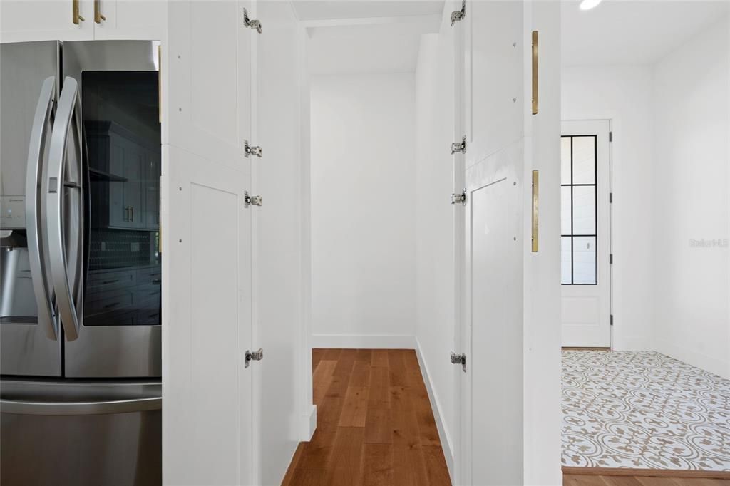 For Sale: $744,999 (4 beds, 2 baths, 2582 Square Feet)