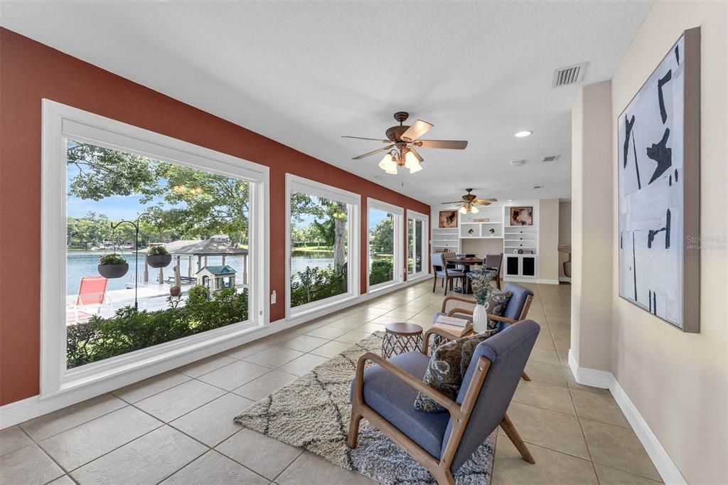 合同活跃: $975,000 (5 贝兹, 3 浴室, 3858 平方英尺)