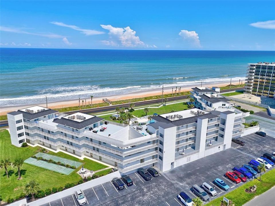 待售: $325,000 (2 贝兹, 2 浴室, 1201 平方英尺)