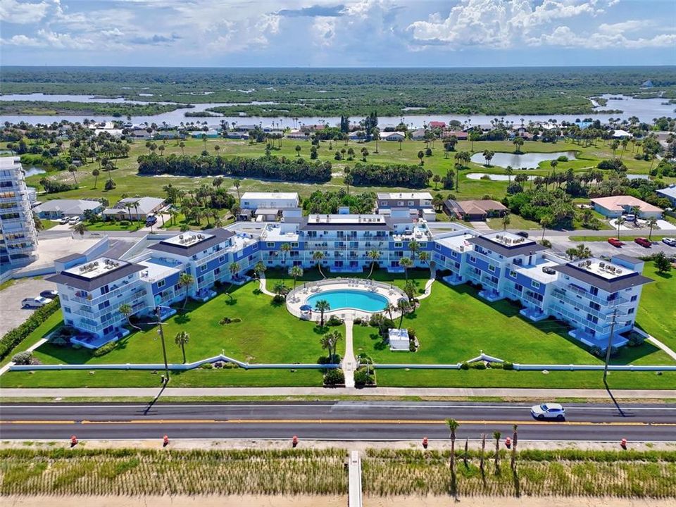 待售: $325,000 (2 贝兹, 2 浴室, 1201 平方英尺)