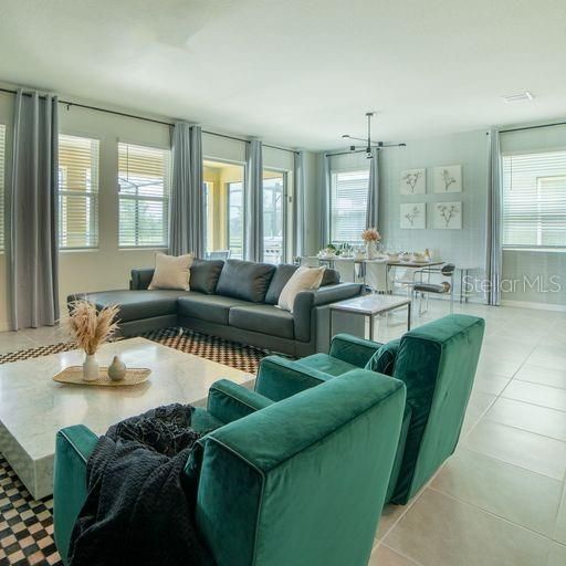 For Sale: $699,000 (6 beds, 5 baths, 3270 Square Feet)