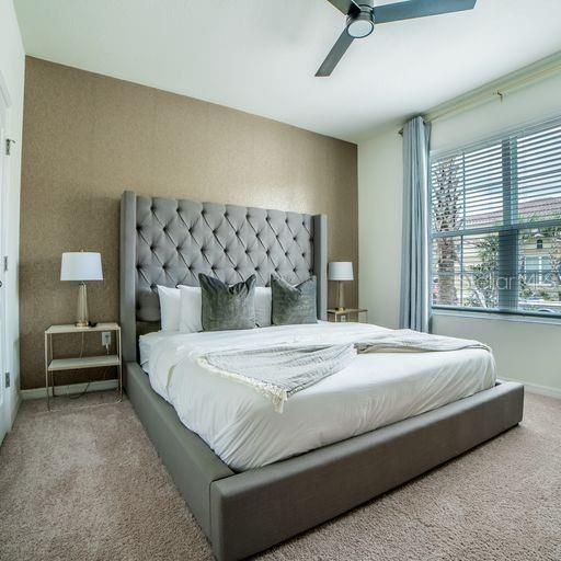 For Sale: $699,000 (6 beds, 5 baths, 3270 Square Feet)