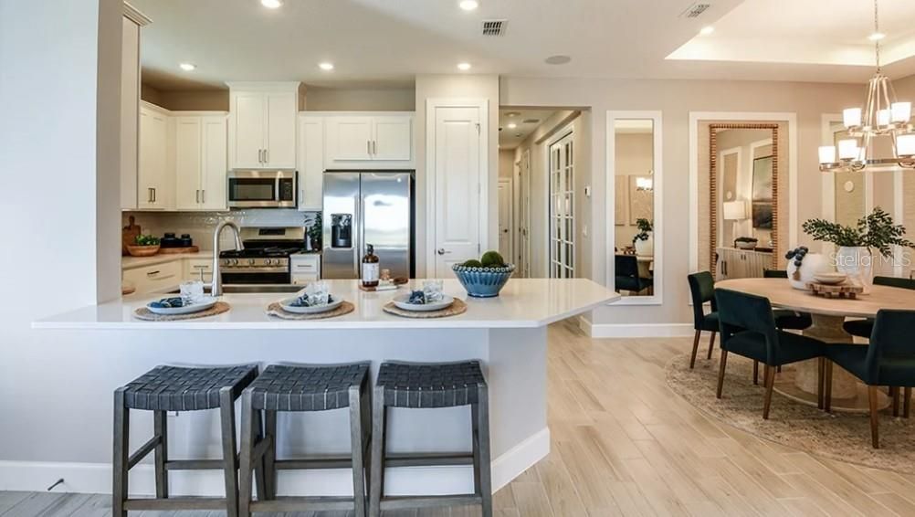 En Venta: $320,000 (2 camas, 2 baños, 1564 Pies cuadrados)