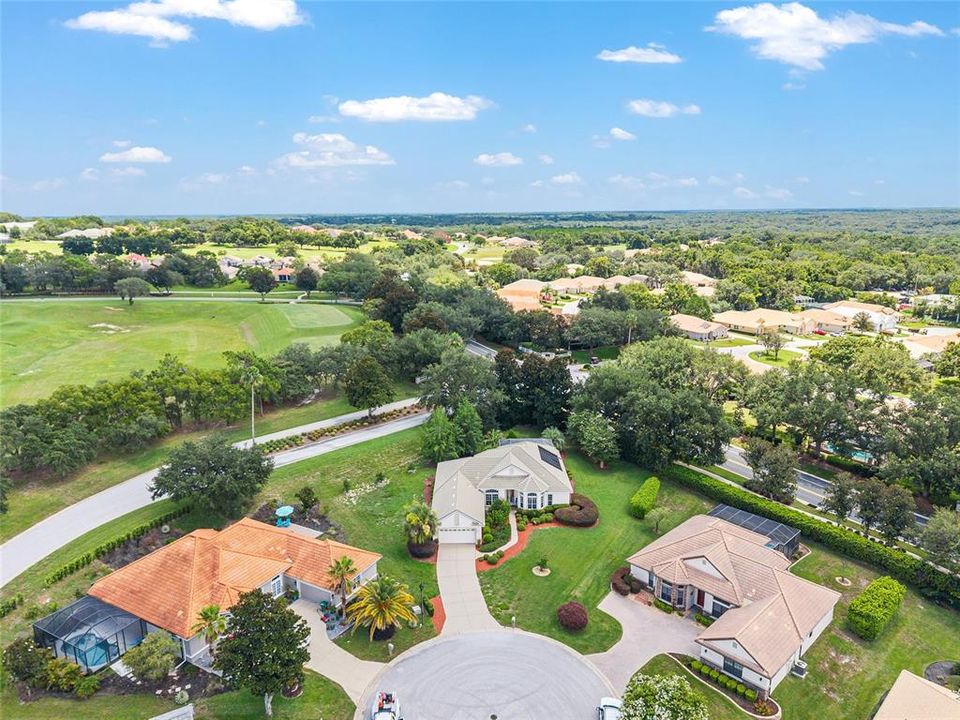 合同活跃: $424,900 (3 贝兹, 2 浴室, 2262 平方英尺)