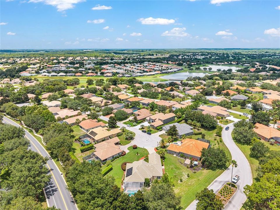 合同活跃: $424,900 (3 贝兹, 2 浴室, 2262 平方英尺)