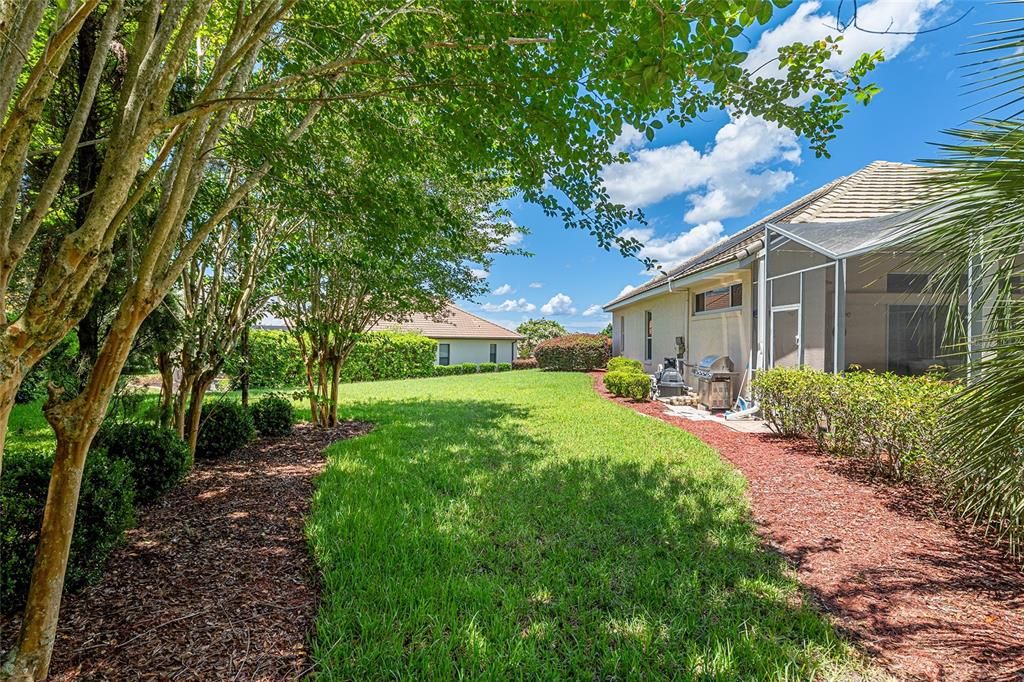 合同活跃: $424,900 (3 贝兹, 2 浴室, 2262 平方英尺)