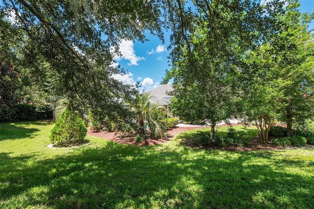 合同活跃: $424,900 (3 贝兹, 2 浴室, 2262 平方英尺)