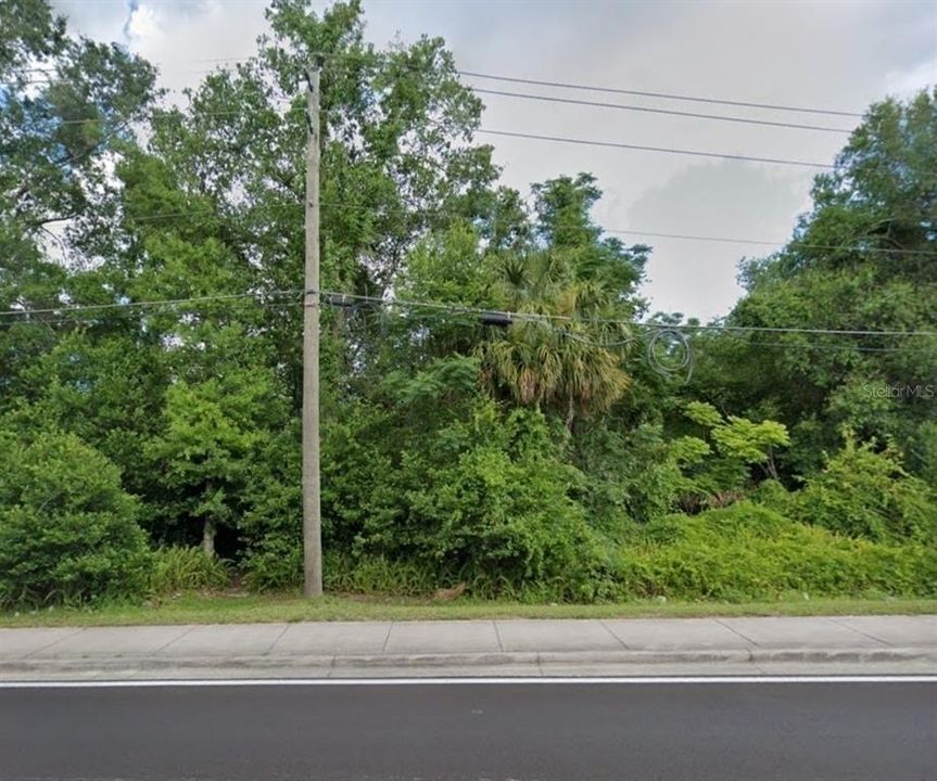 На продажу: $179,900 (1.03 acres)