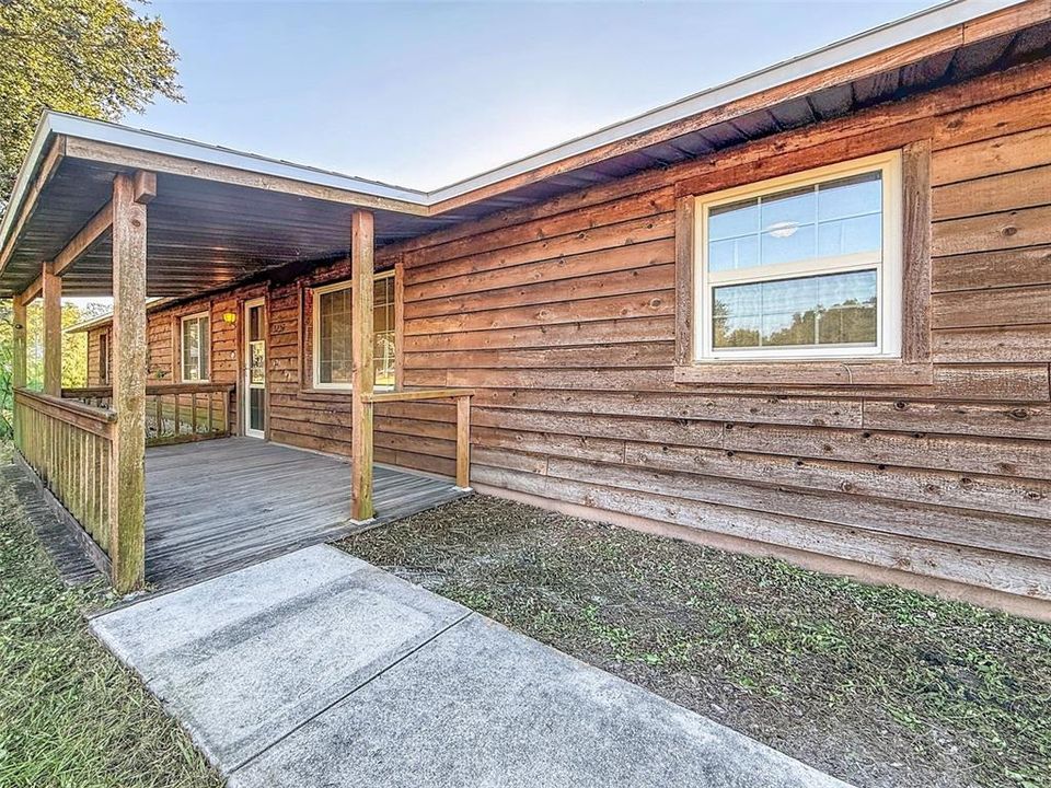 For Rent: $3,945 (3 beds, 2 baths, 1480 Square Feet)