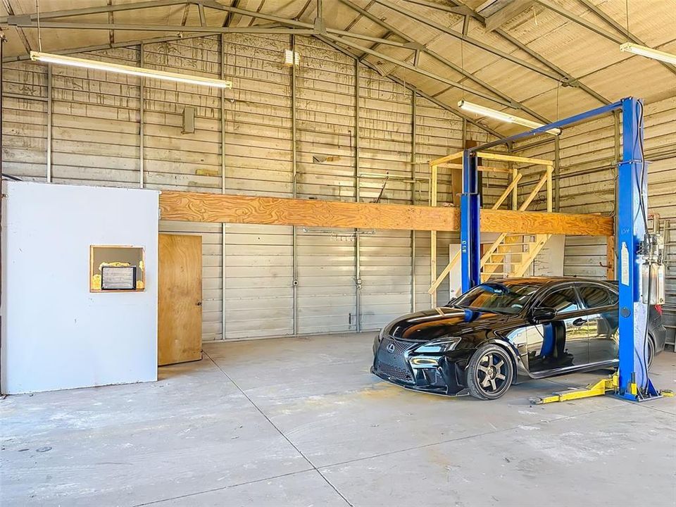 For Rent: $3,945 (3 beds, 2 baths, 1480 Square Feet)