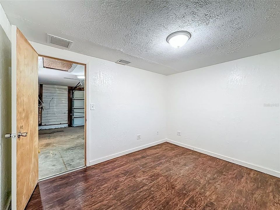 For Rent: $3,945 (3 beds, 2 baths, 1480 Square Feet)