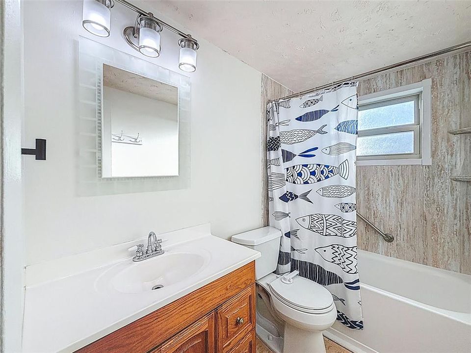 For Rent: $3,945 (3 beds, 2 baths, 1480 Square Feet)