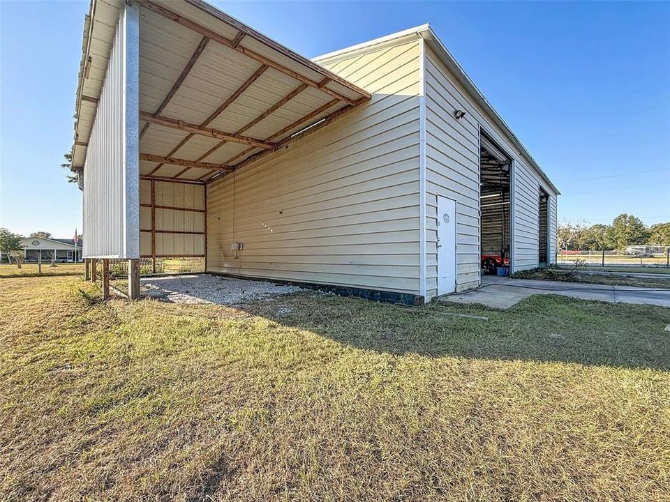 For Rent: $3,945 (3 beds, 2 baths, 1480 Square Feet)