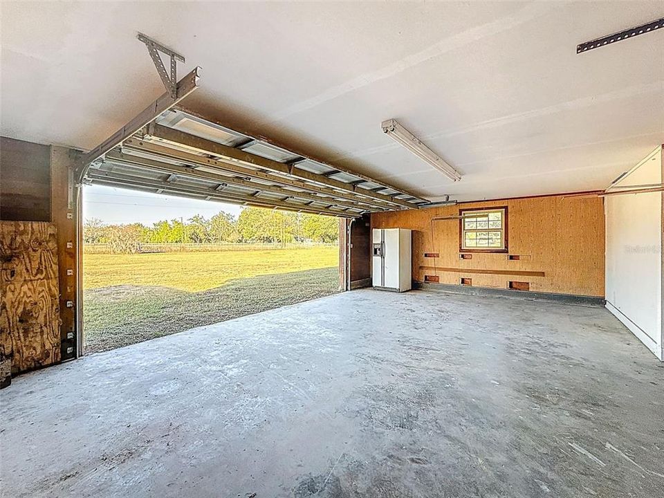 For Rent: $3,945 (3 beds, 2 baths, 1480 Square Feet)