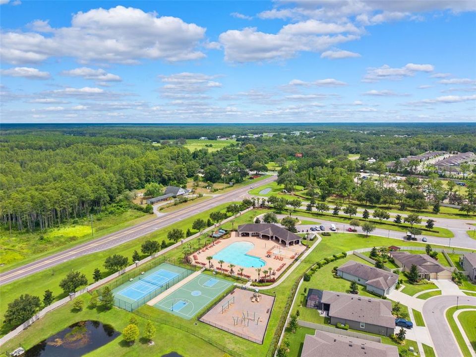 En Venta: $625,000 (4 camas, 2 baños, 3292 Pies cuadrados)