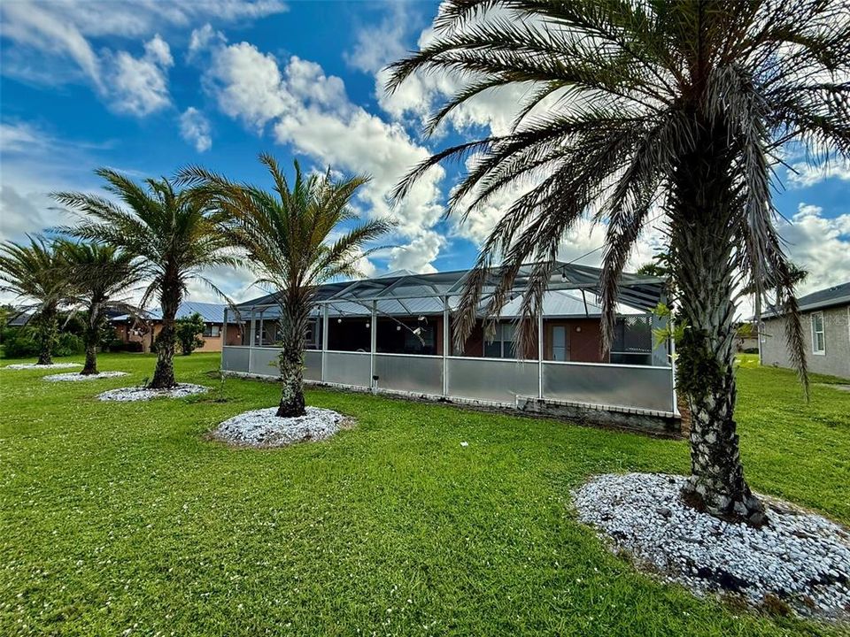 For Rent: $3,600 (4 beds, 3 baths, 3009 Square Feet)