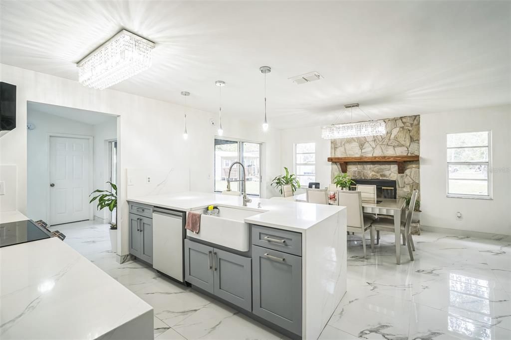 待售: $599,000 (3 贝兹, 2 浴室, 1544 平方英尺)