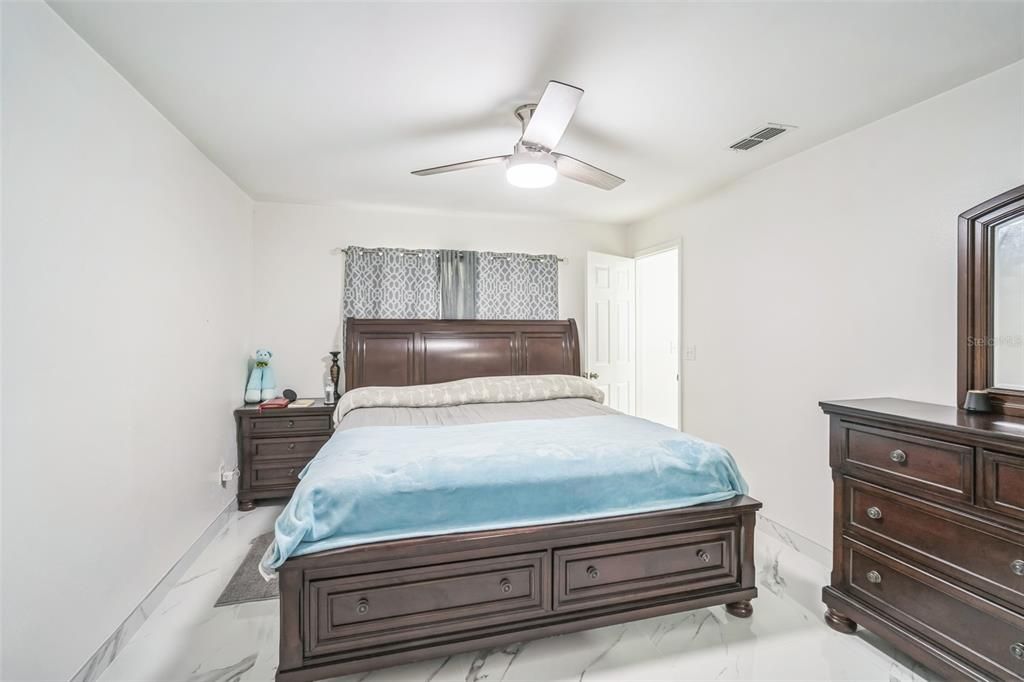 待售: $599,000 (3 贝兹, 2 浴室, 1544 平方英尺)