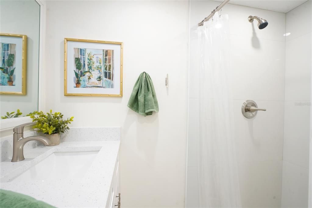 Activo con contrato: $2,195,000 (8 camas, 0 baños, 3918 Pies cuadrados)