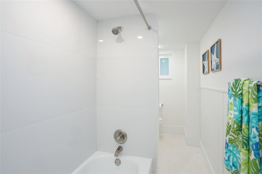 Activo con contrato: $2,195,000 (8 camas, 0 baños, 3918 Pies cuadrados)