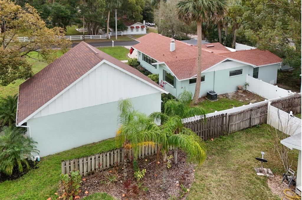 合同活跃: $584,900 (3 贝兹, 4 浴室, 1850 平方英尺)