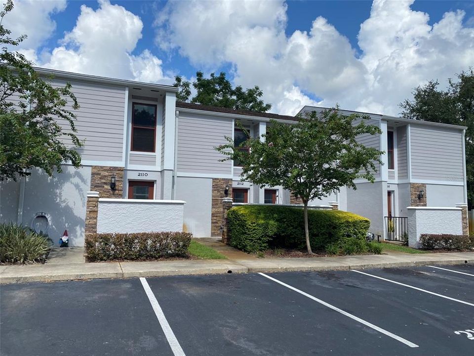 待售: $125,000 (2 贝兹, 2 浴室, 1260 平方英尺)