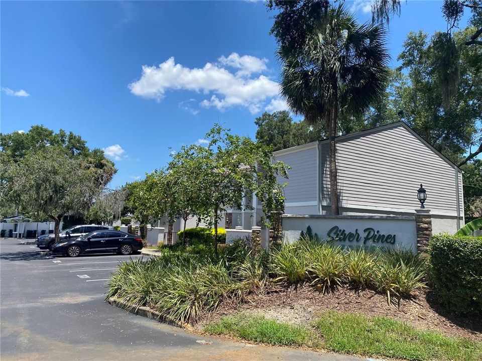 待售: $125,000 (2 贝兹, 2 浴室, 1260 平方英尺)